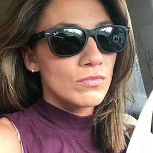 Meet your Posher, Gina